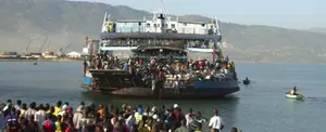 Diez muertos tras hundimiento de un ferry en el Río Nilo