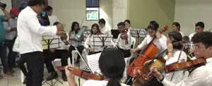 Jóvenes inician clases en Escuela de Orquesta y Coro Estudiantiles Alfredo Barrera