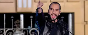 Nayib Bukele se autoproclama presidente de El Salvador
