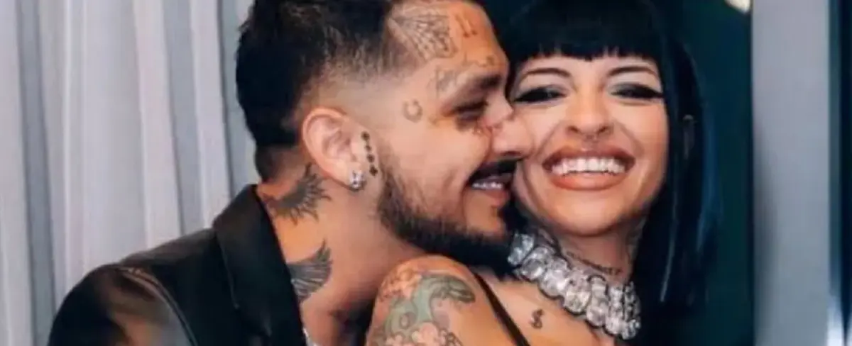 ¿A quién se parece? Nodal y Cazzu muestran la carita de su bebé