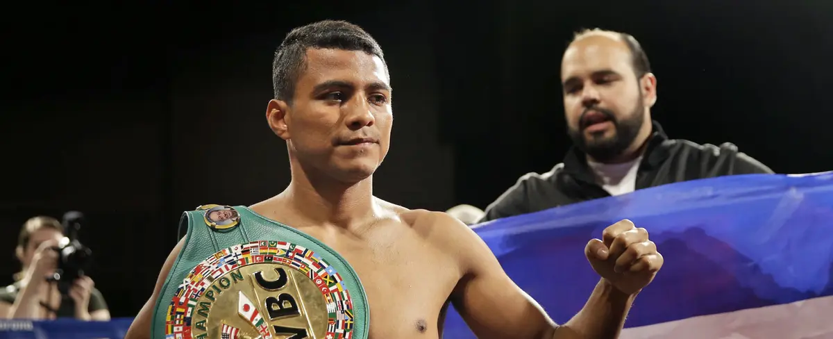 “Chocolatito” González podría disputar título mundial al final del 2024