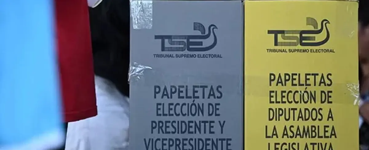 Transcurren sin incidencias las presidenciales en El Salvador