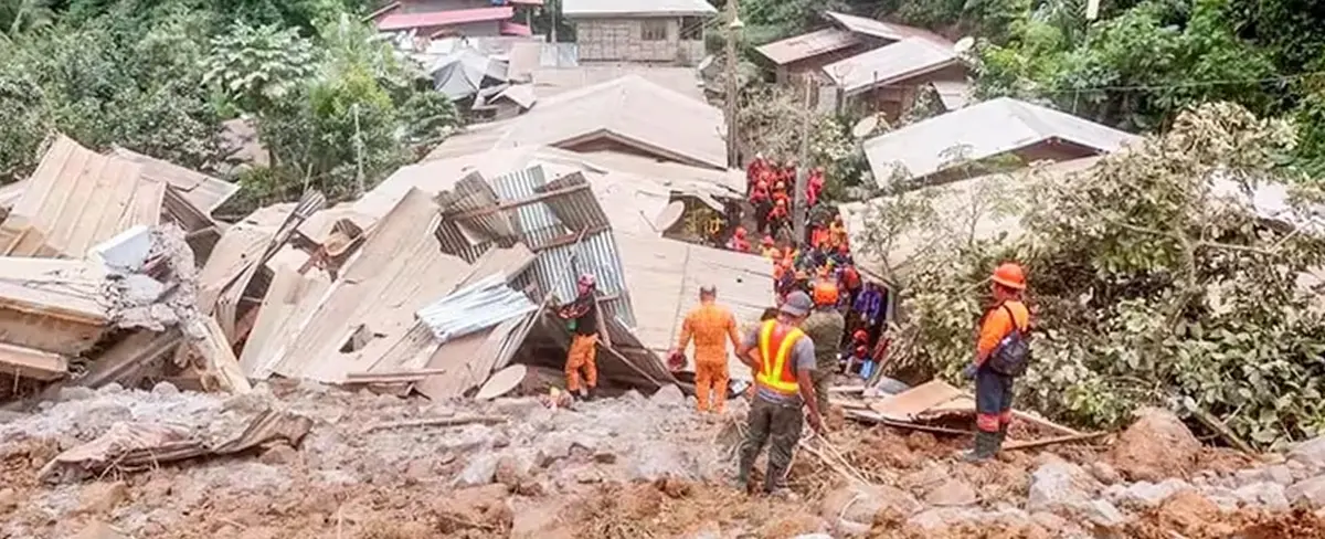 Aumentan a 54 los muertos por un deslizamiento de tierra en Filipinas