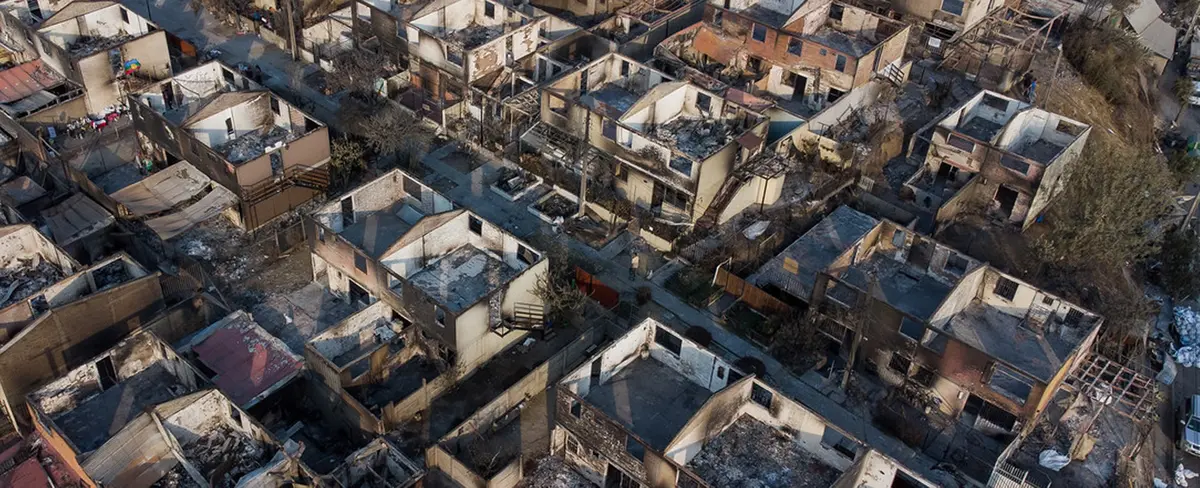 Suman 112 muertos por incendios forestales en Chile