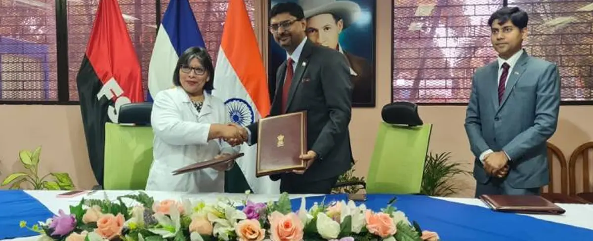 Nicaragua e India firman memorándum de entendimiento en materia de medicamentos