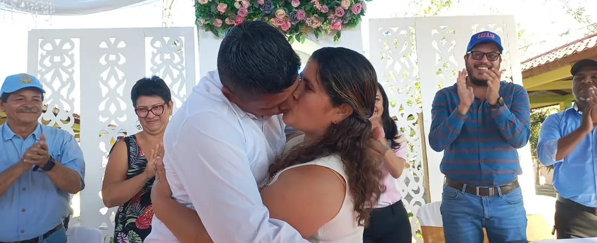 8 parejas se juran amor eterno en las bodas masivas realizadas en Diriamba