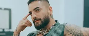 Discriminan en un restaurante a Maluma por su vestimenta