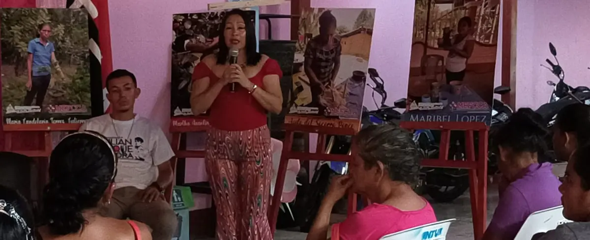 Mujeres empoderadas de Ocotal participan en conversatorio sobre el desarrollo económico