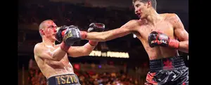 Sebastián Fundora se impone ante Tim Tszyu en un combate sangriento