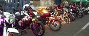 Espectacular exhibición de autos y motos modificadas en Managua