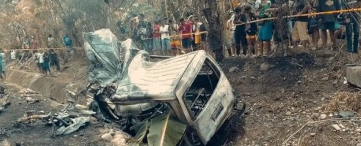 17 personas muertas en un choque entre dos vehículos en Filipinas