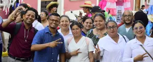 León desbordado con derroche de alegría celebrando la paz y las victorias del pueblo