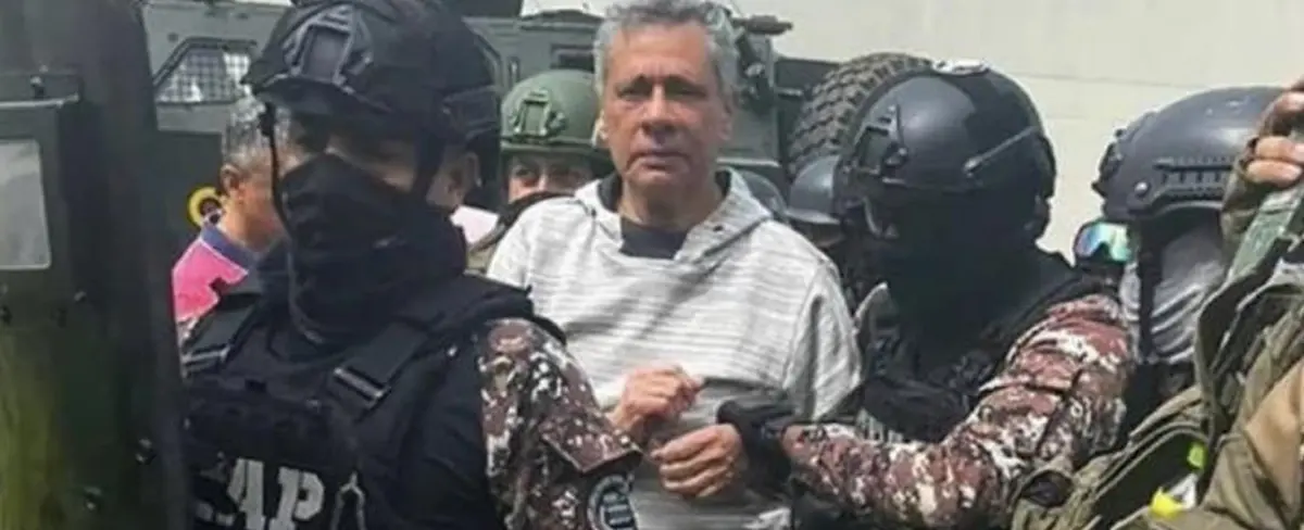 Trasladan al exvicepresidente de Ecuador a un hospital sufrir quebranto en su salud