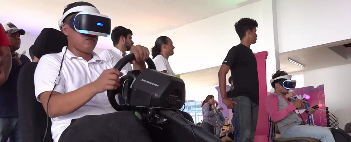 Jóvenes disfrutan del torneo de Gamer realizado en la Casa de Cultura Julián Roque