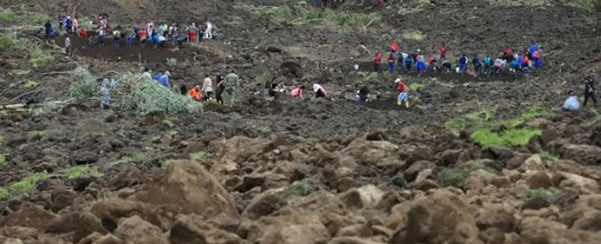 Deslizamiento de tierra deja 100 personas sepultadas en Papúa Nueva Guinea