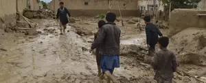 Fuertes lluvias e inundaciones dejan 50 personas muertas en el centro de Afganistán