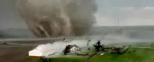 Devastador tornado en Iowa deja cinco muertos y otra decenas de personas heridas