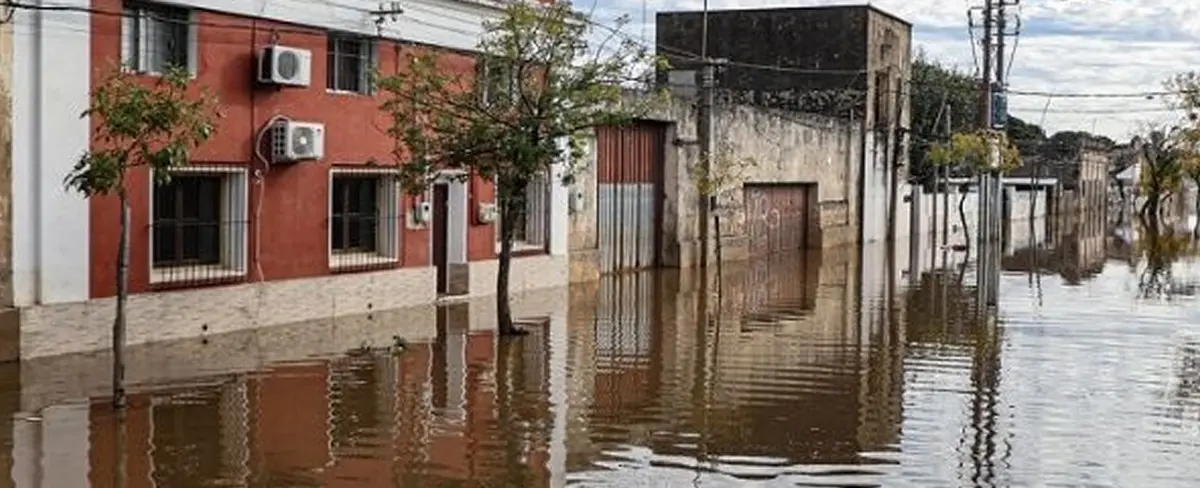 Uruguay reporta más de 3 mil desplazados por fuertes inundaciones