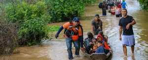 Declaran alerta roja en Honduras por desbordamiento del río Goascorán