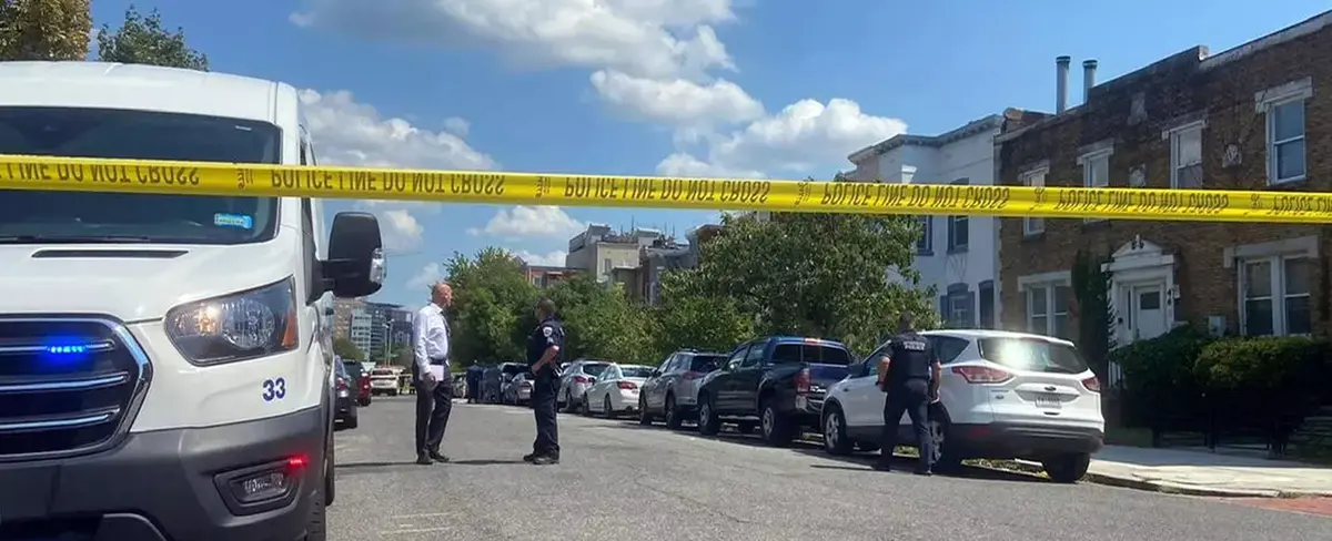 Tres muertos y diez personas heridas deja balacera en una tienda en Arkansas