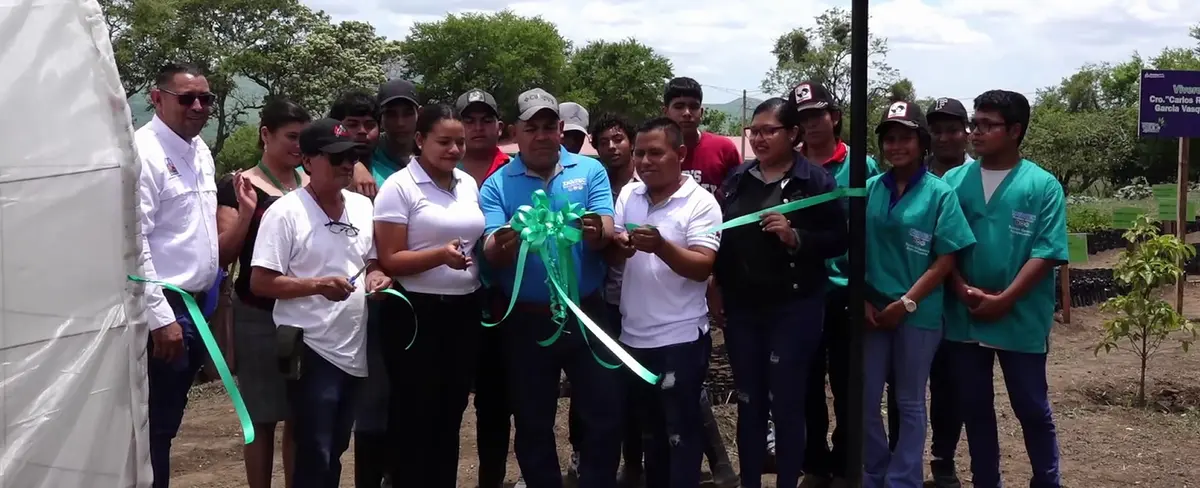 Inauguran vivero en el Centro Tecnológico Monimbó Heroico