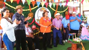 Fiestas de Santo Domingo inician con la entrega de la Tajona