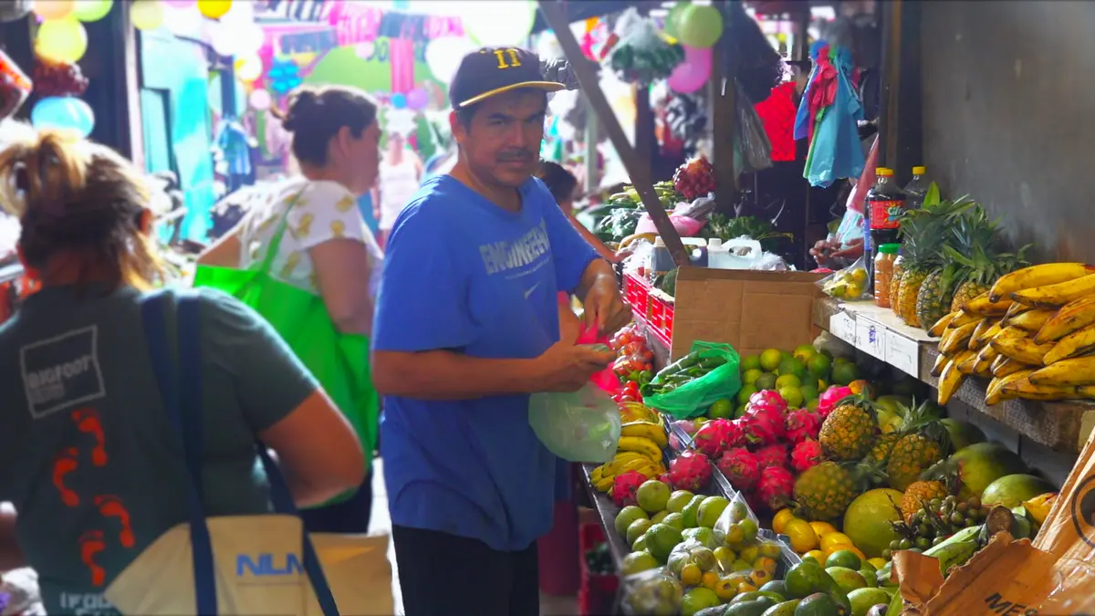 Mercado Candelaria: 32 Años de Tradición y Variedad en Managua