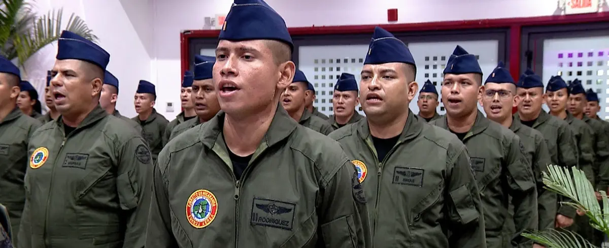 45 años de luchas y victorias de la Fuerza Aérea