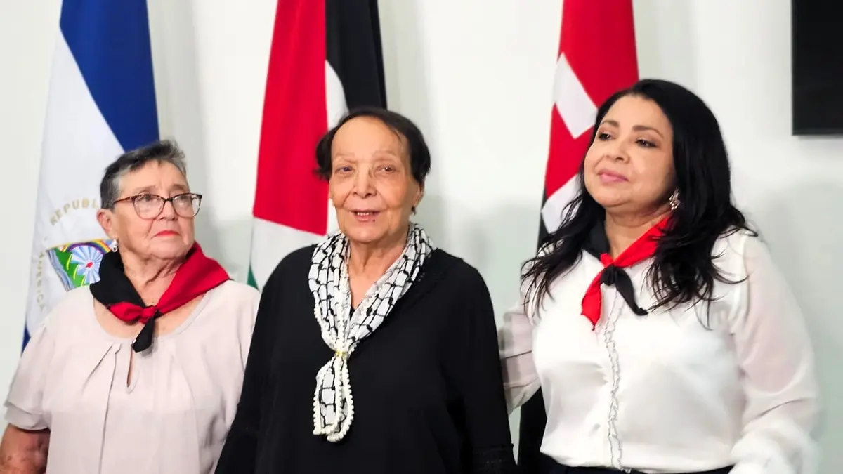 Leila Khaled Acompaña a Nicaragua en el Aniversario del 45/19
