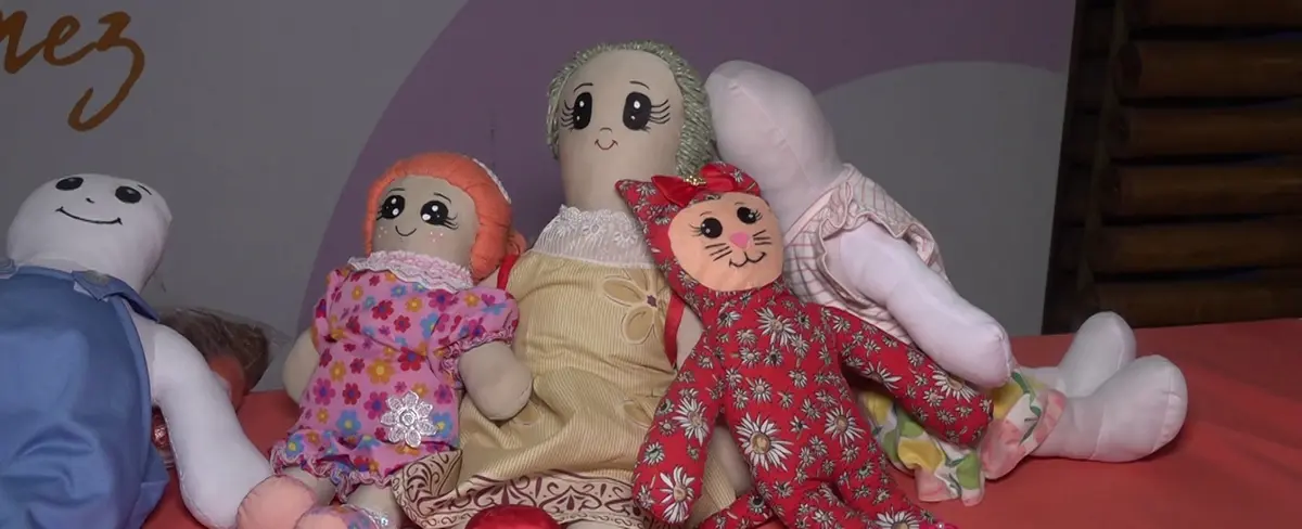 Artesanos de juguetes tradicionales reciben acompañamiento y formación del Mefcca