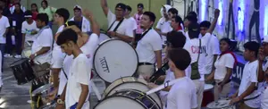 Universitarios celebran vigila en honor a Héroes y Mártires