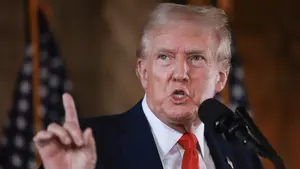 Trump amenaza con terminar el comercio con México y elevar aranceles si no hay cierre fronterizo