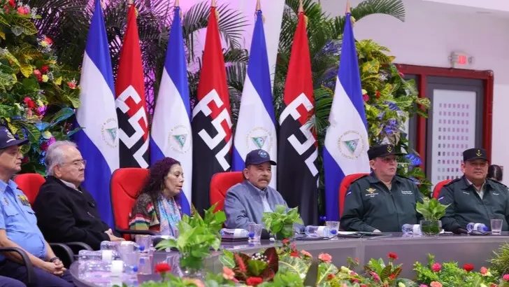 Presidente Daniel recuerda heroísmo de Chávez y reafirma su apoyo a Maduro
