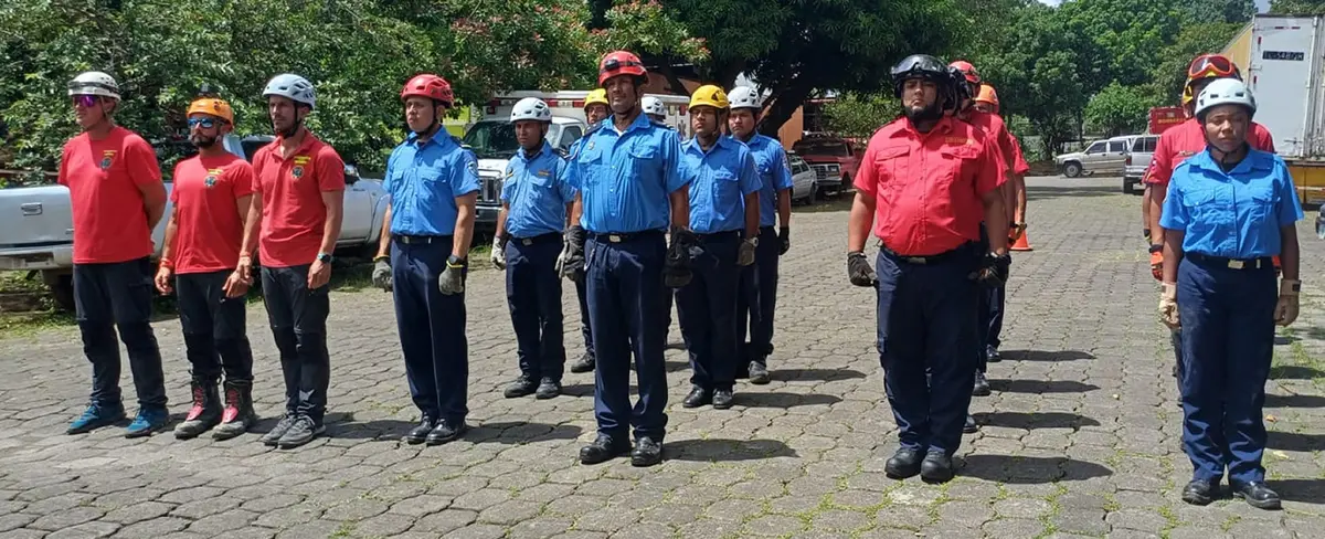 Bomberos se capacitan en localización de personas