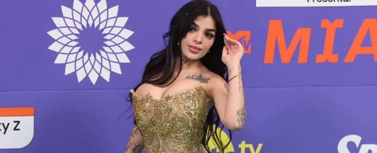 Karely Ruiz anuncia su polémico embarazo en redes sociales