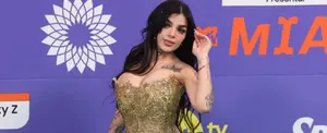 Karely Ruiz anuncia su polémico embarazo en redes sociales