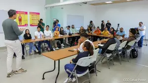 Inicia nuevo ciclo de intercambios entre Comunicadores Sandinistas y el periodista venezolano Abraham Istillarte