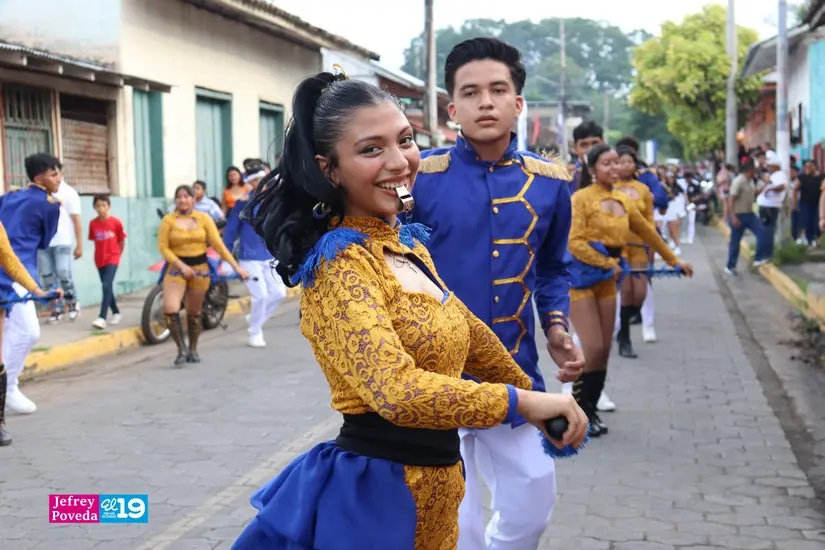 Colorido desfile inauguran la XV Expo Ometepe 2024