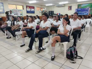 Nueva estrategia educativa fortalece educación integral