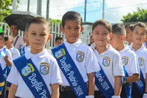 Nicaragua desborda amor con vibrantes desfiles patrióticos
