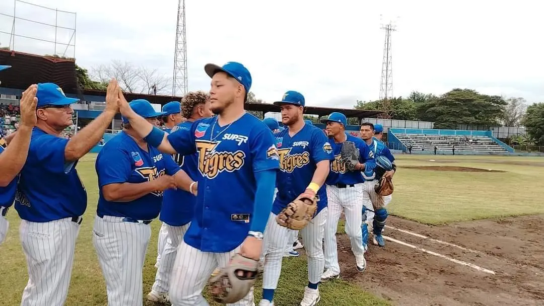 Chinandega toma ventaja 2-1 en la serie final del Pomares