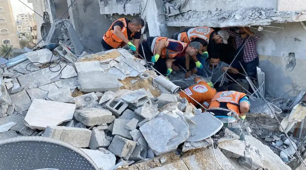 Ataques aéreos israelíes causan muertes en la franja de gaza