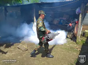 Ejército de Nicaragua realiza jornada de Fumigación en Rivas