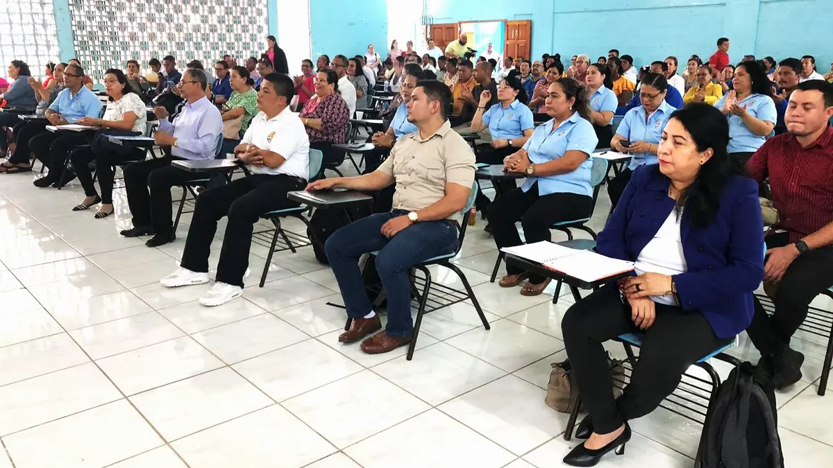 Ministerio de educación avanza en la gestión de formación docente