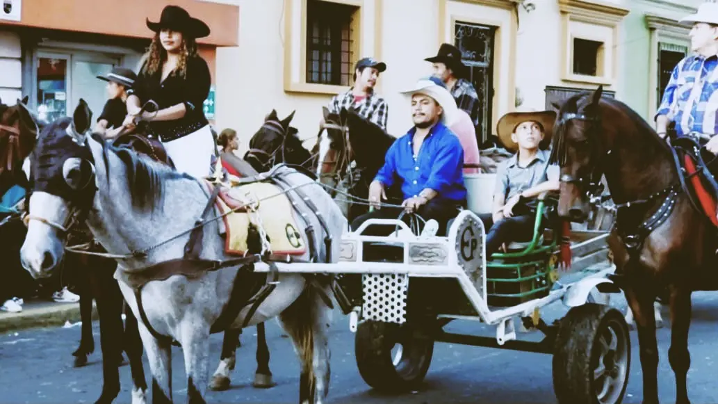 Diriamba la "cuna del Güegüense" festiva con un desfile hípico tradicional