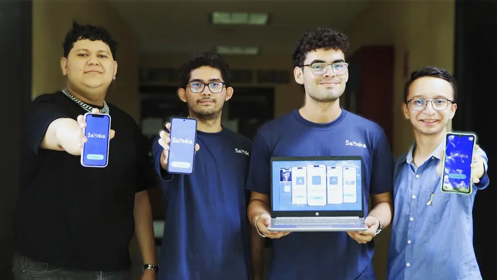 Jóvenes nicaragüenses crean Sainka, la App que traducirá el lenguaje de señas