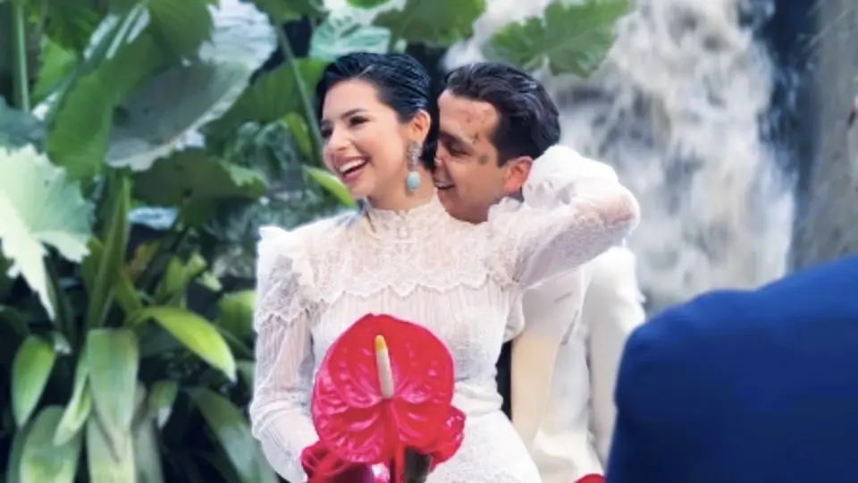 Nueva versión del amor entre Nodal y Ángela Aguilar: ¡No quería hijos con Cazzu!