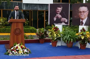 Honran memoria de Paul Oquist Kelley con el renombramiento del antiguo Banco Central