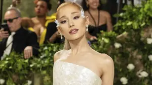 Ariana Grande habla sin tapujos sobre su relación con las cirugías estéticas
