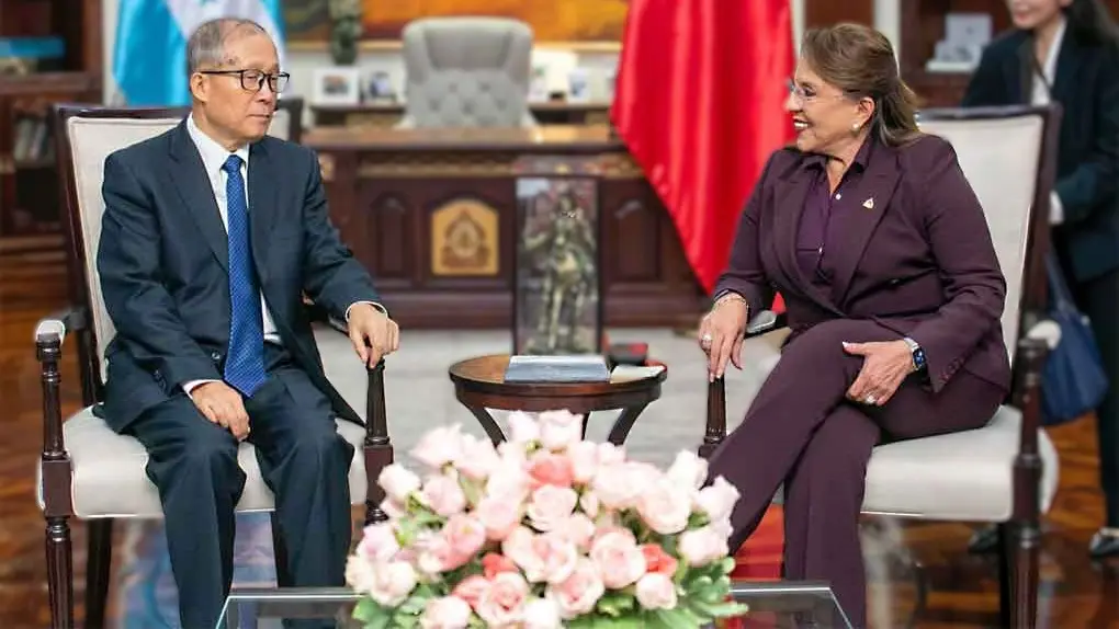 Honduras y China firman acuerdos para mejorar la cooperación internacional